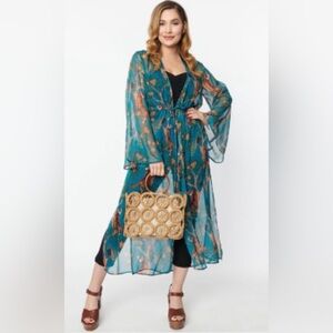 Unique Vintage 🦚 Peacock & Tigers 🐅 Long Sleeved 🤎 Kimono 💚  L/10-12